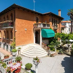 2* Hotell Albertina
